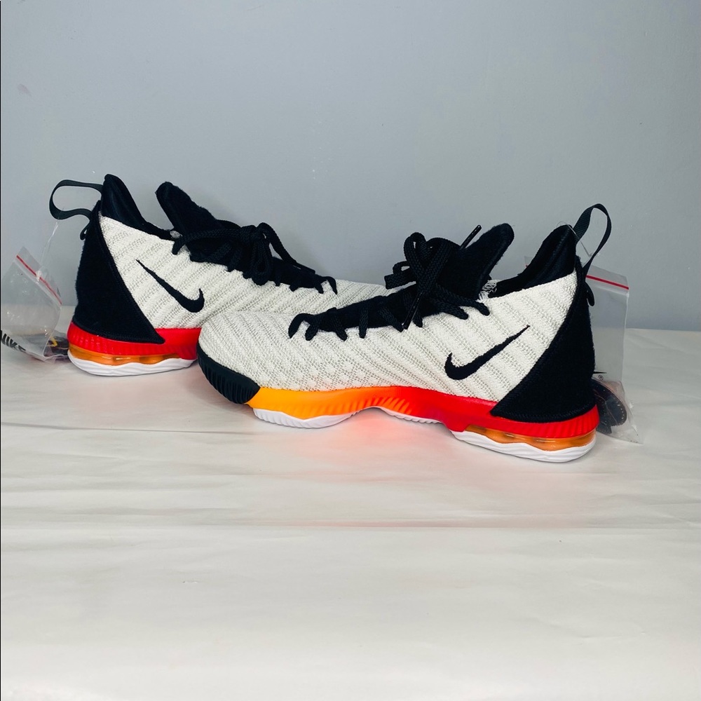 Nike LeBron XVI GS AQ2465-188 NASA Space Jam